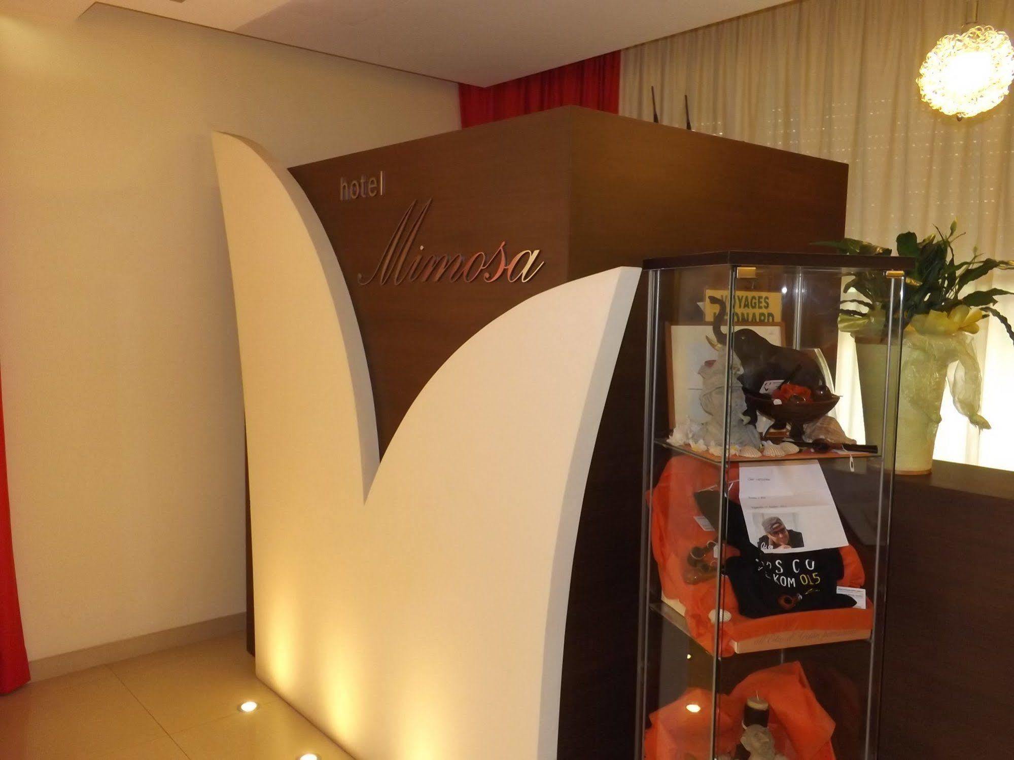 Hotel Mimosa ベラーリア・イジェア・マリーナ エクステリア 写真